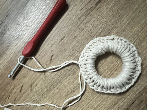 Easy decoration for the Christmas tree