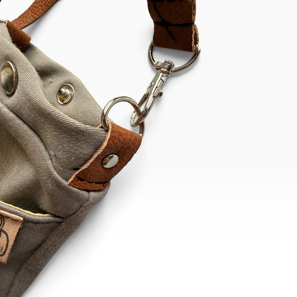 Kännykkäkassi nahkaremmillä -Lahja ja Sisustus Juuttisäkki